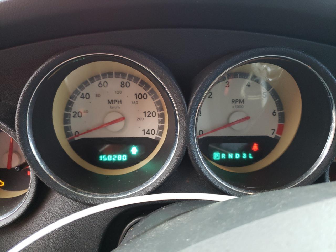 2010 DODGE CHARGER