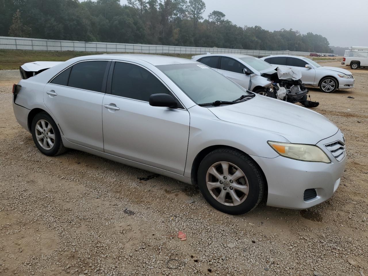 2011 TOYOTA CAMRY