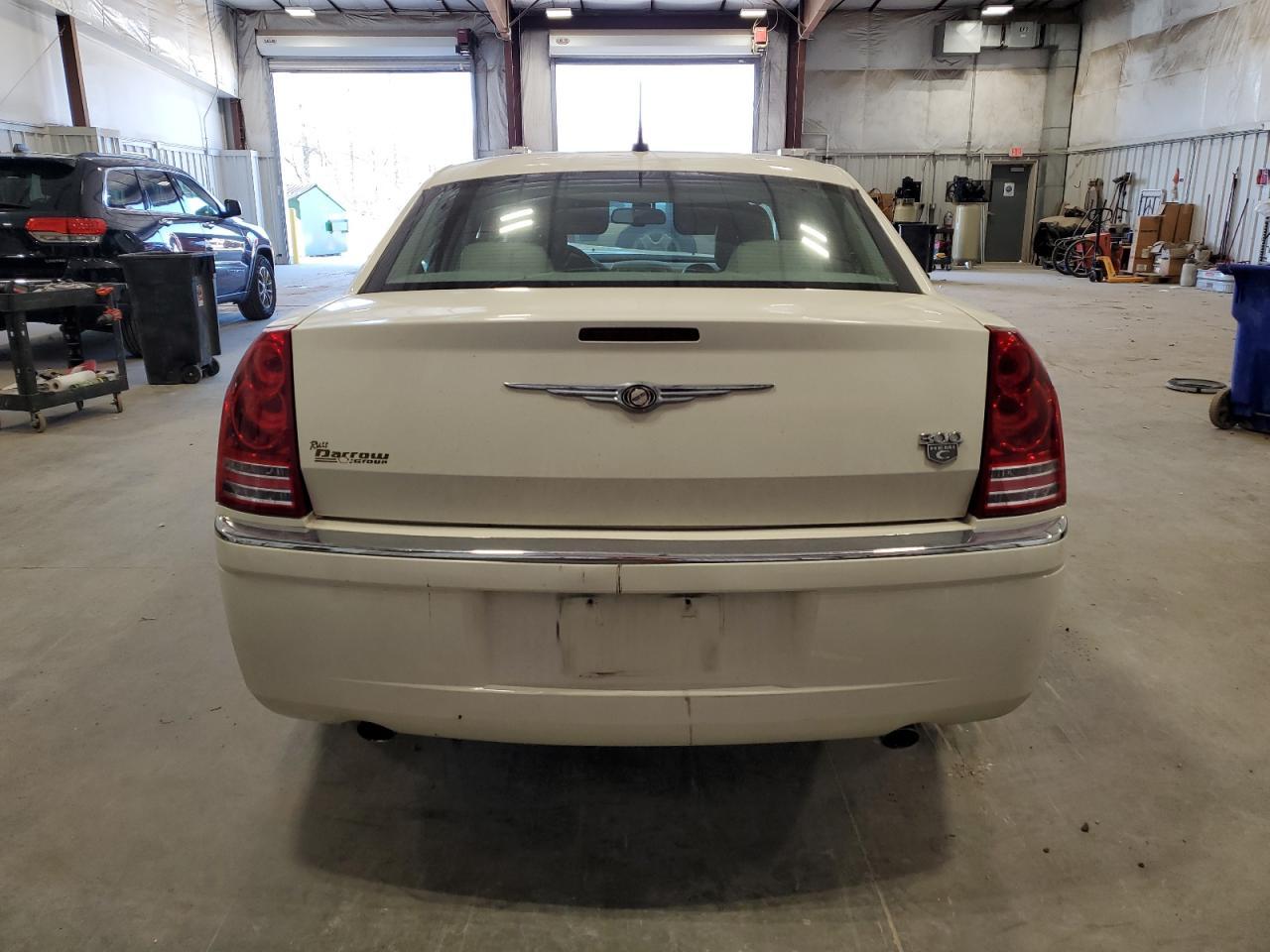 2008 CHRYSLER 300