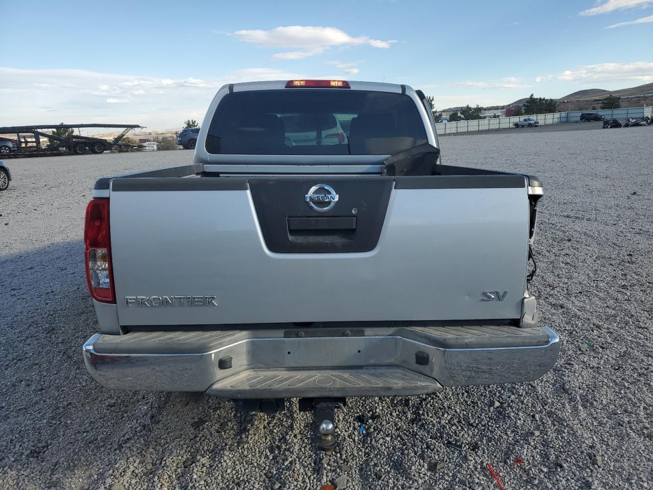2011 NISSAN Frontier