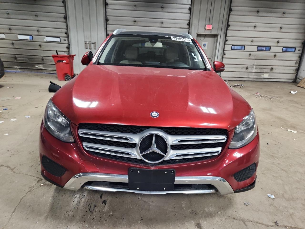 2016 MERCEDES-BENZ GLC-Class