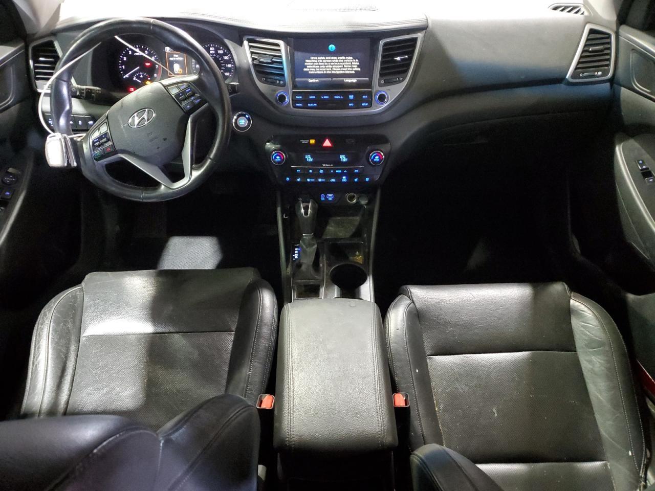 2016 HYUNDAI TUCSON