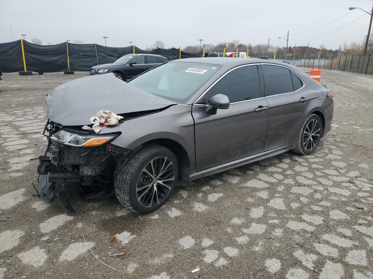 2018 TOYOTA CAMRY
