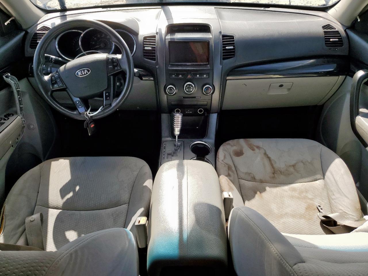 2011 KIA SORENTO