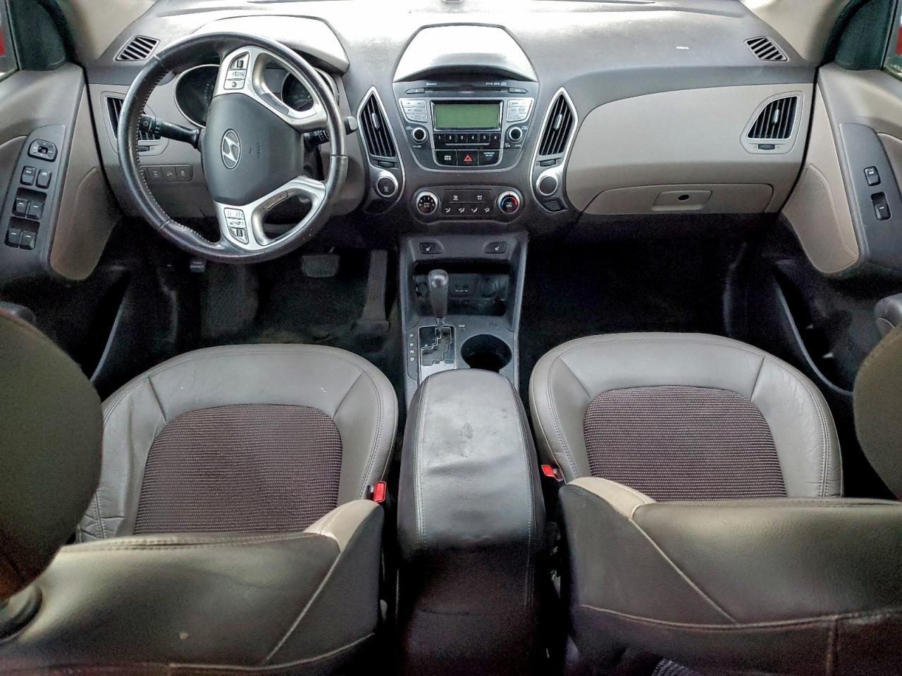 2012 HYUNDAI TUCSON