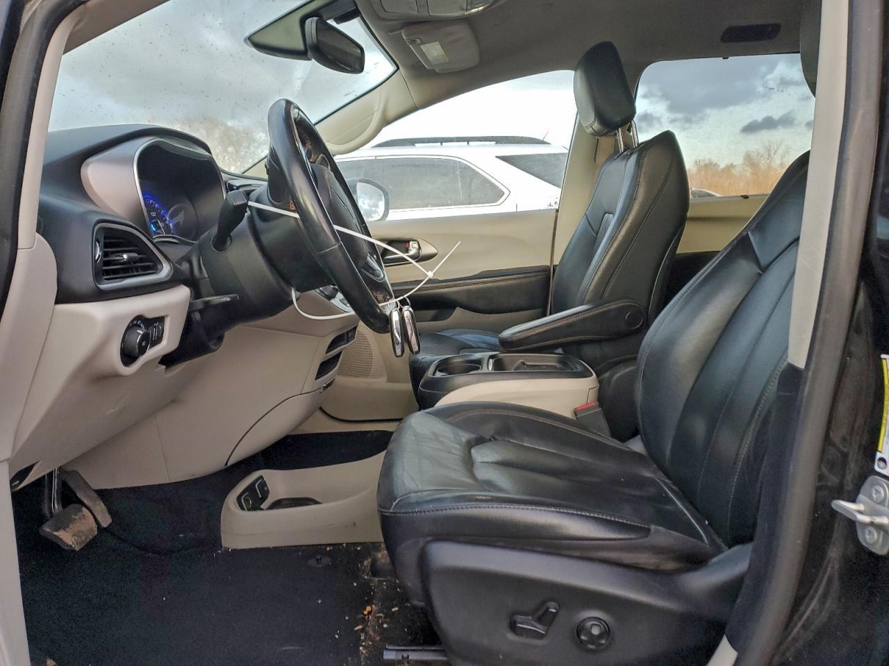 2020 CHRYSLER Pacifica