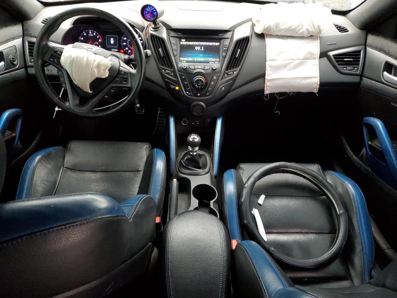 2016 HYUNDAI VELOSTER