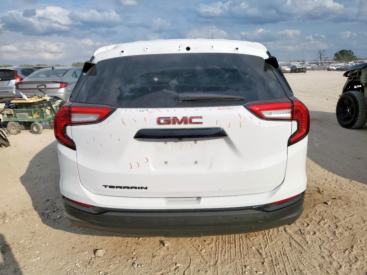2024 GMC Terrain