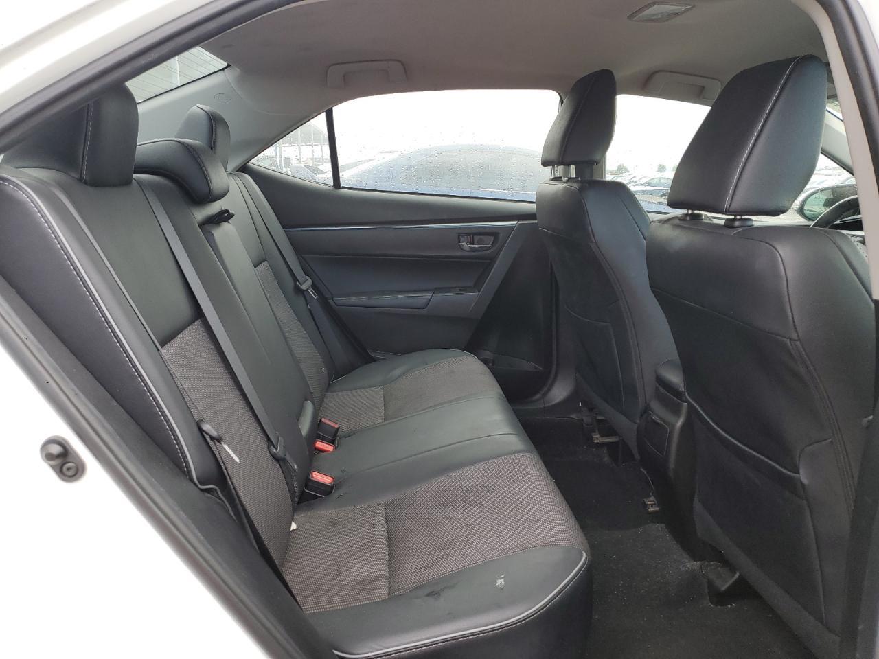 2016 TOYOTA COROLLA