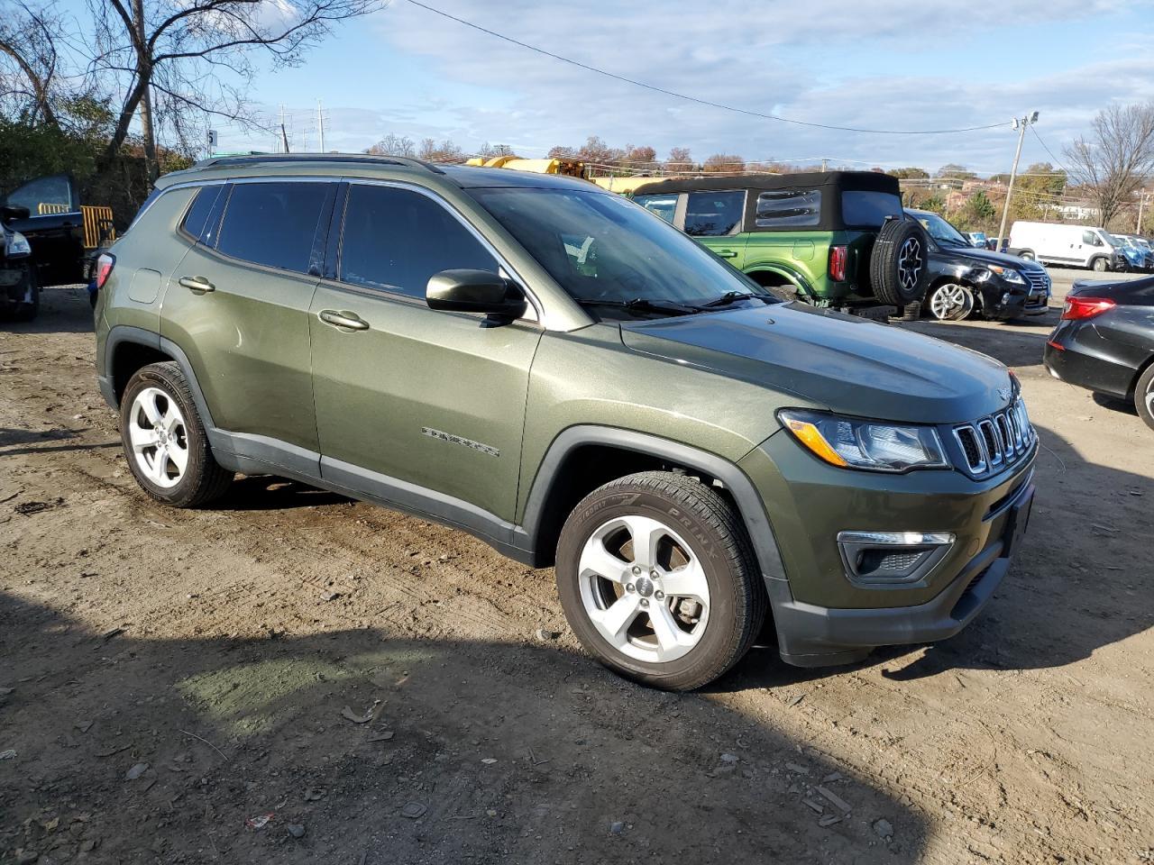 2017 JEEP Compass