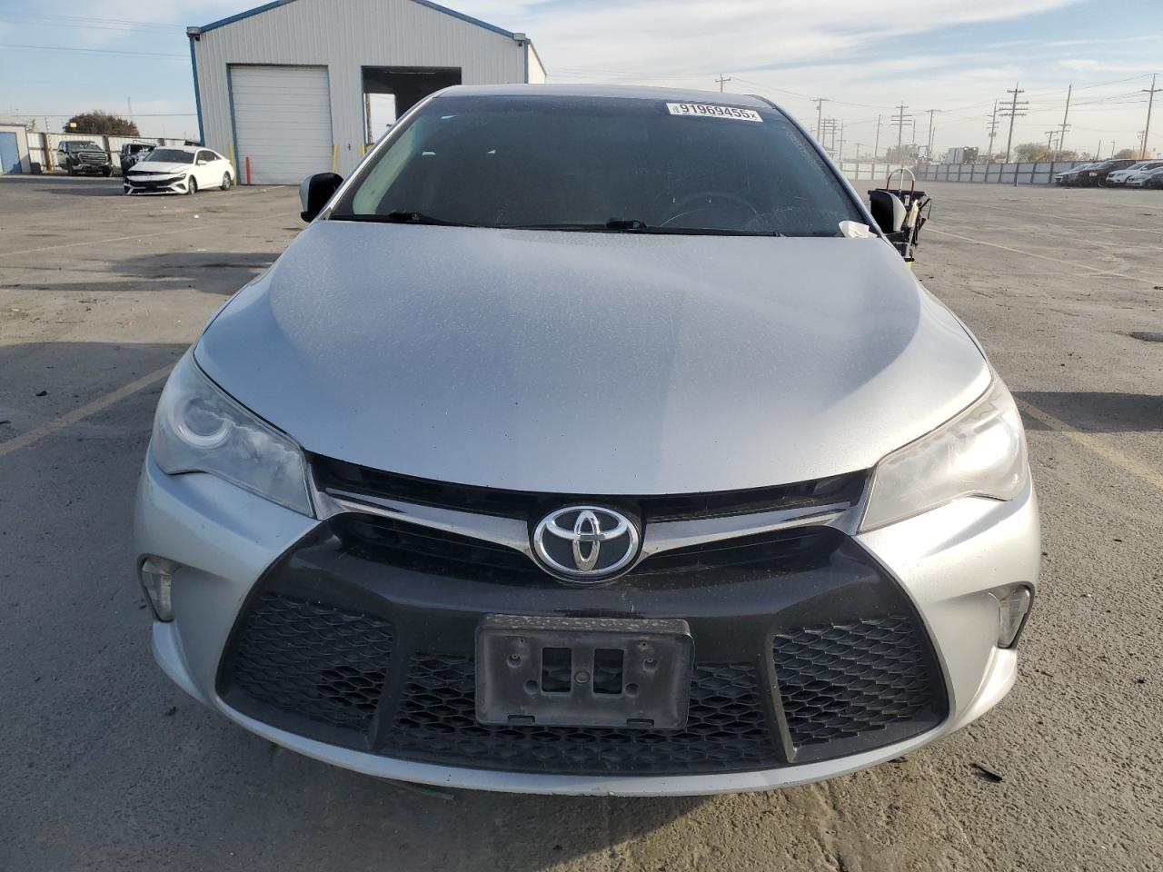 2017 TOYOTA CAMRY