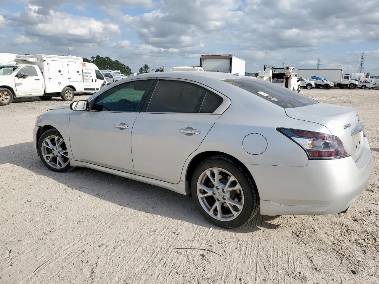 2014 NISSAN Maxima