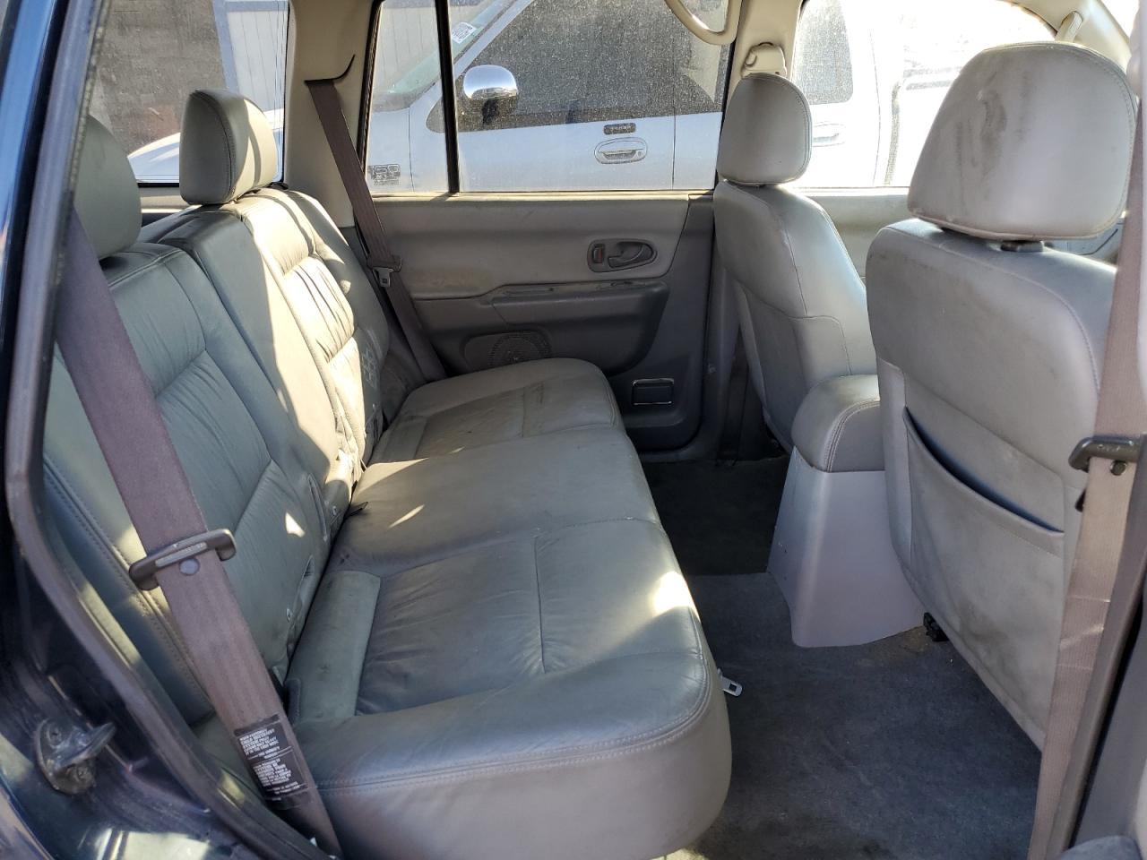 2003 MITSUBISHI Montero
