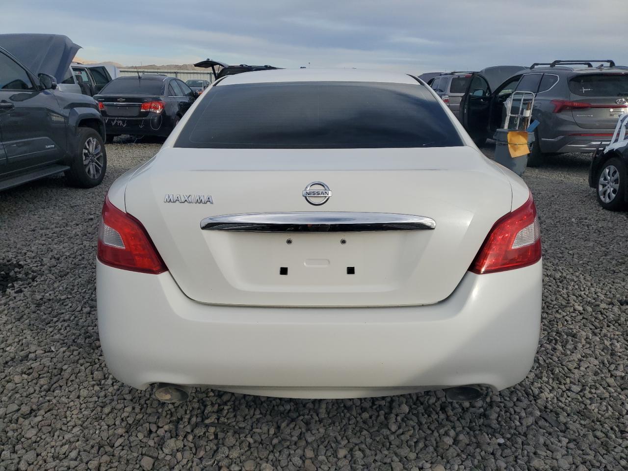 2009 NISSAN Maxima
