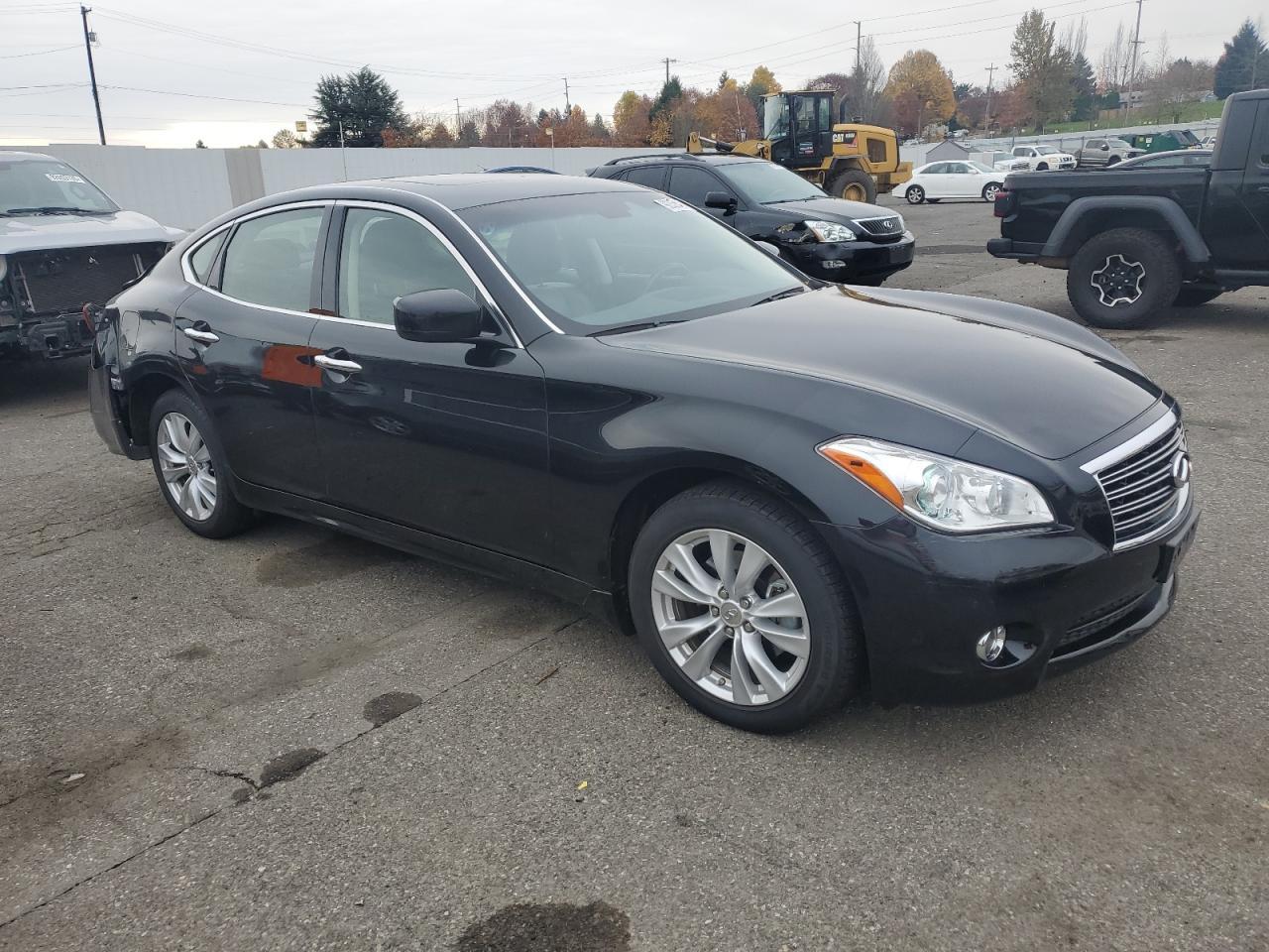 2011 INFINITI M37