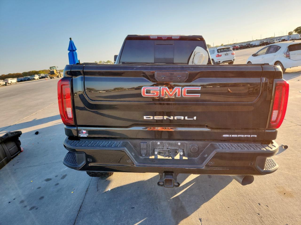 2023 GMC Sierra