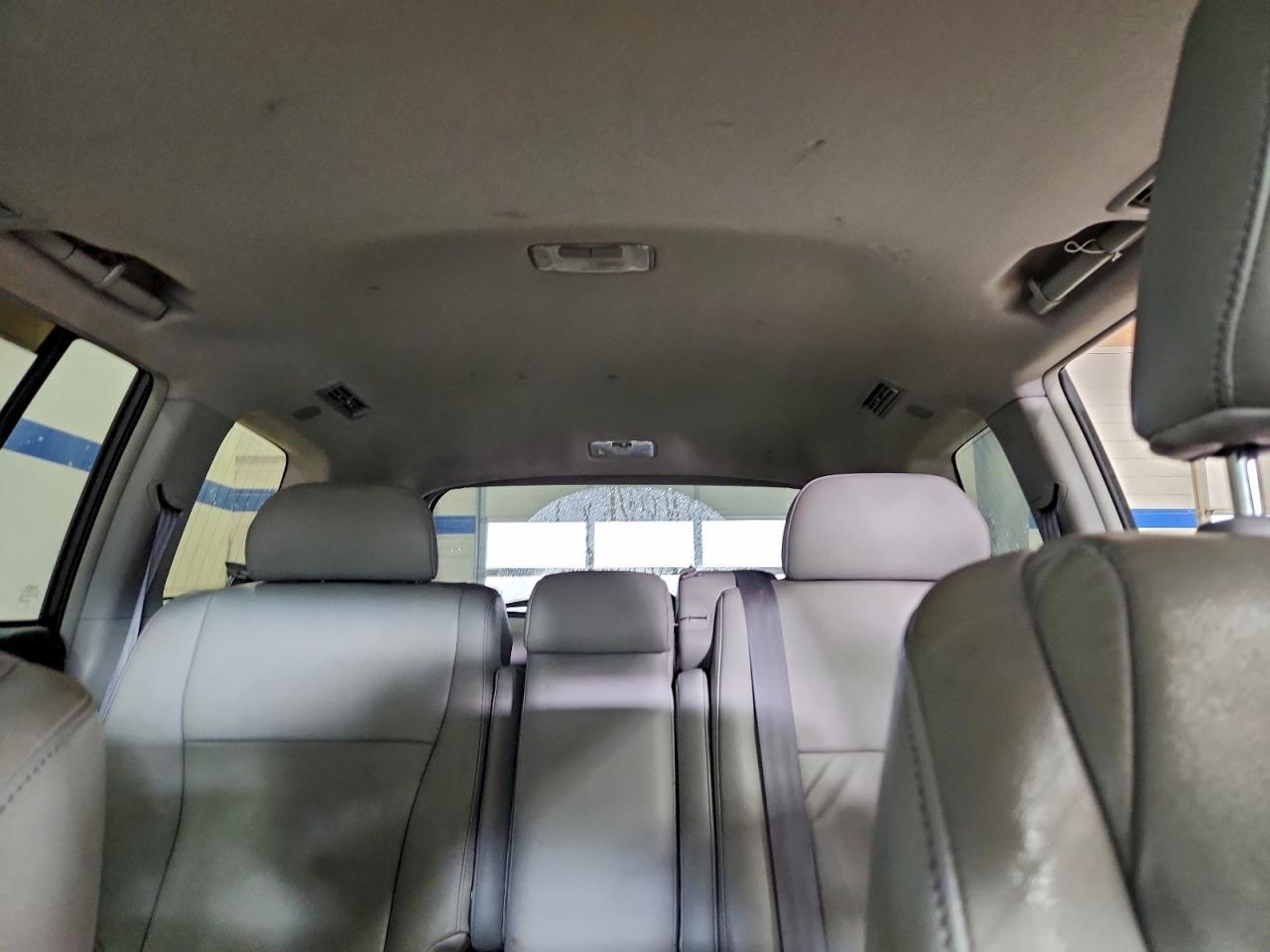 2010 TOYOTA HIGHLANDER