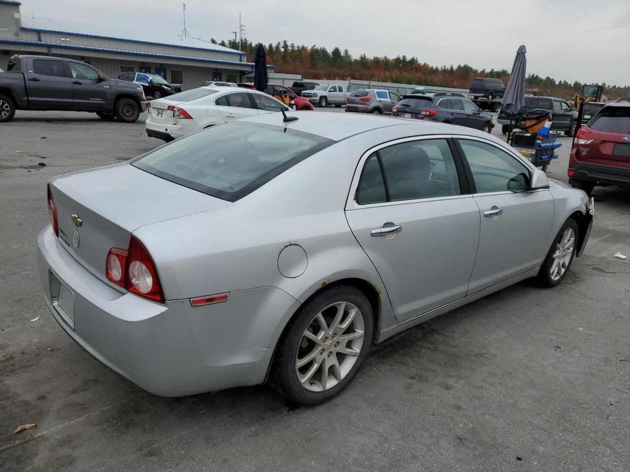 2011 CHEVROLET MALIBU