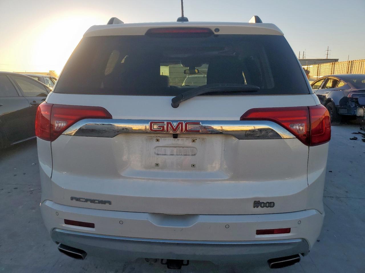 2018 GMC ACADIA