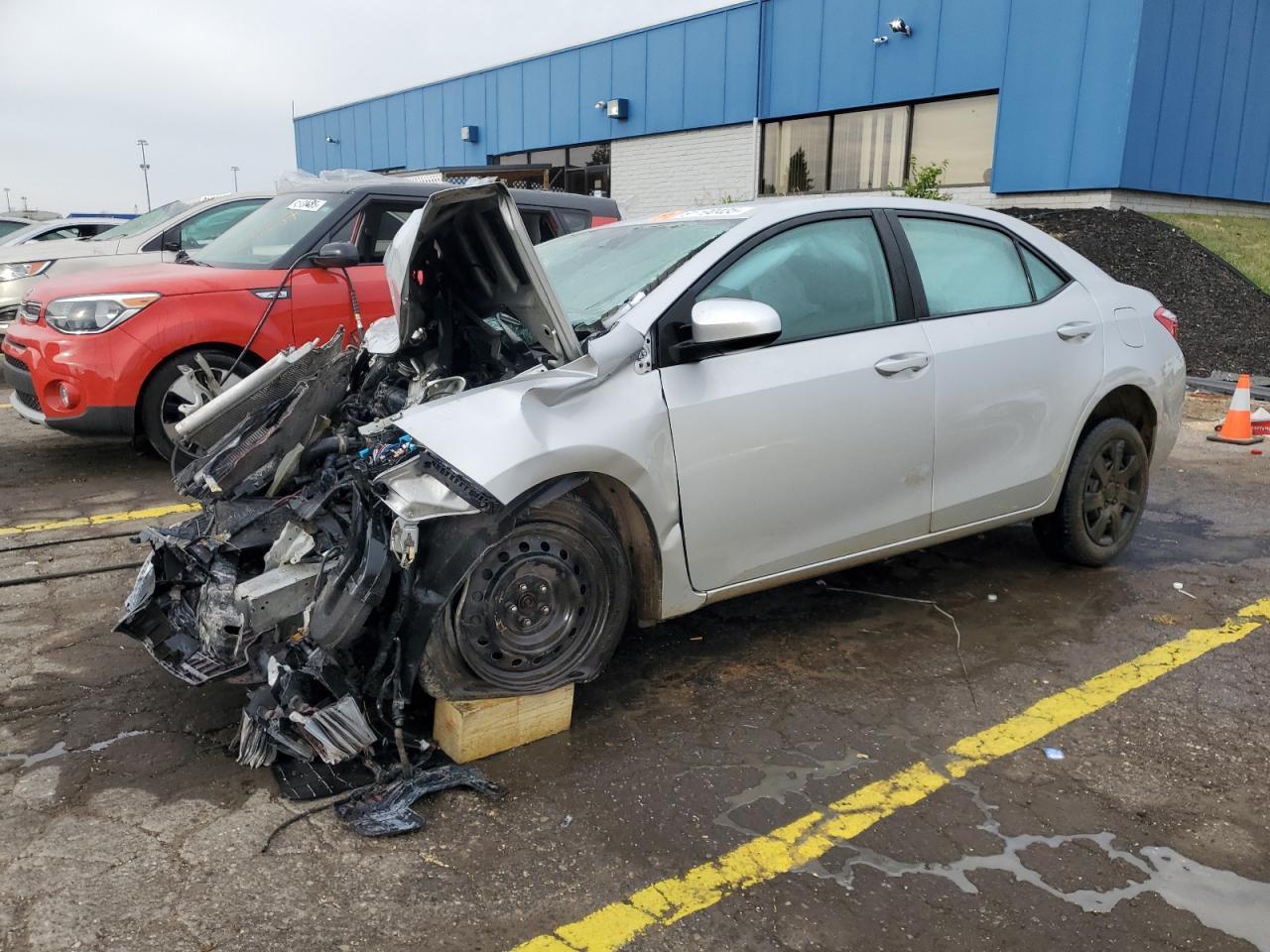 2016 TOYOTA COROLLA