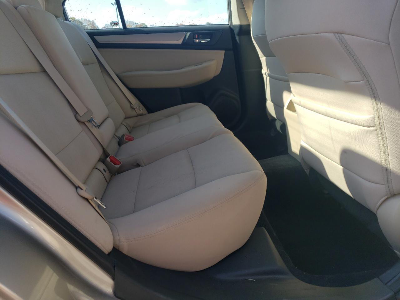 2016 SUBARU Legacy