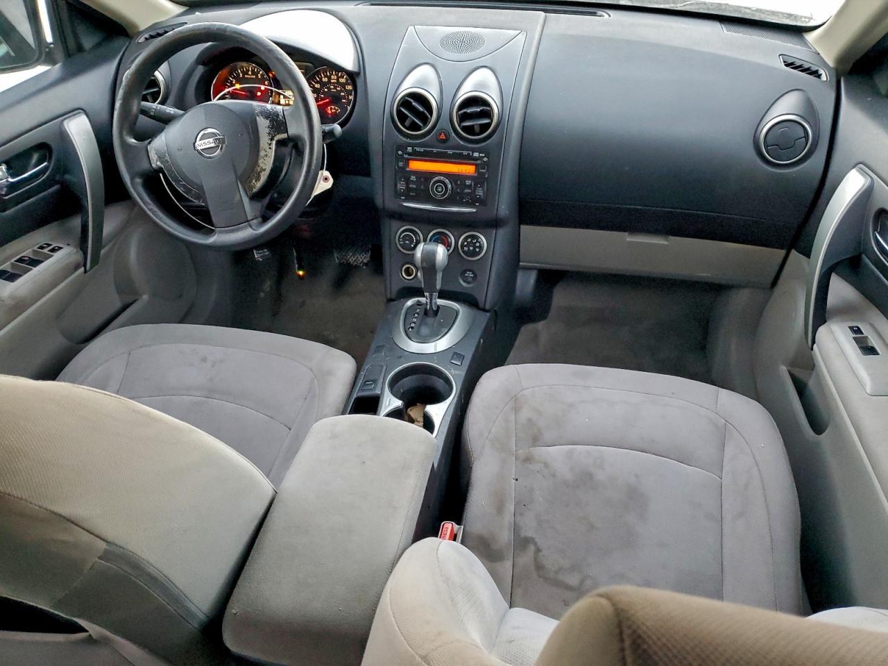 2015 NISSAN ROGUE