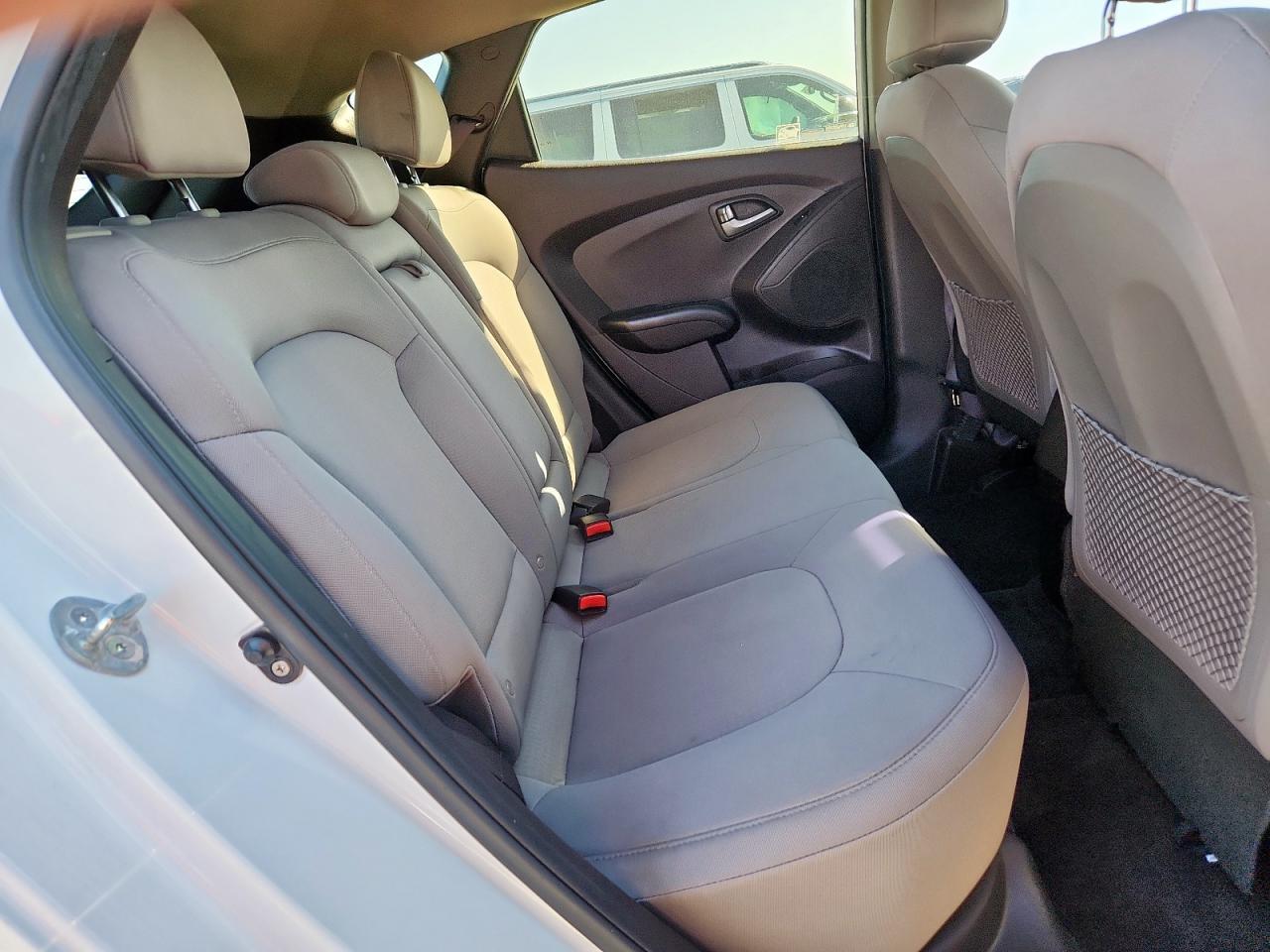2015 HYUNDAI TUCSON