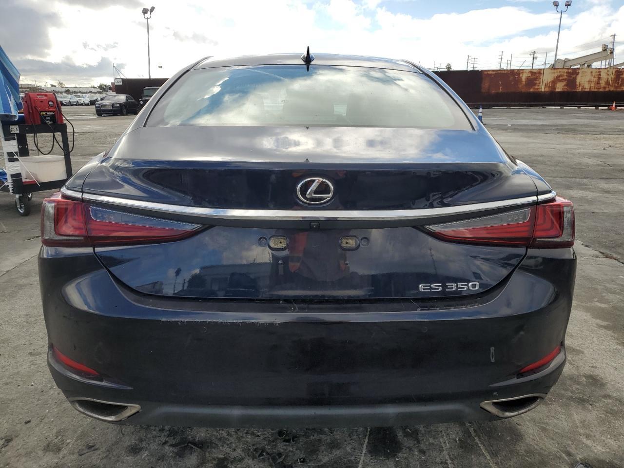 2021 LEXUS ES 350
