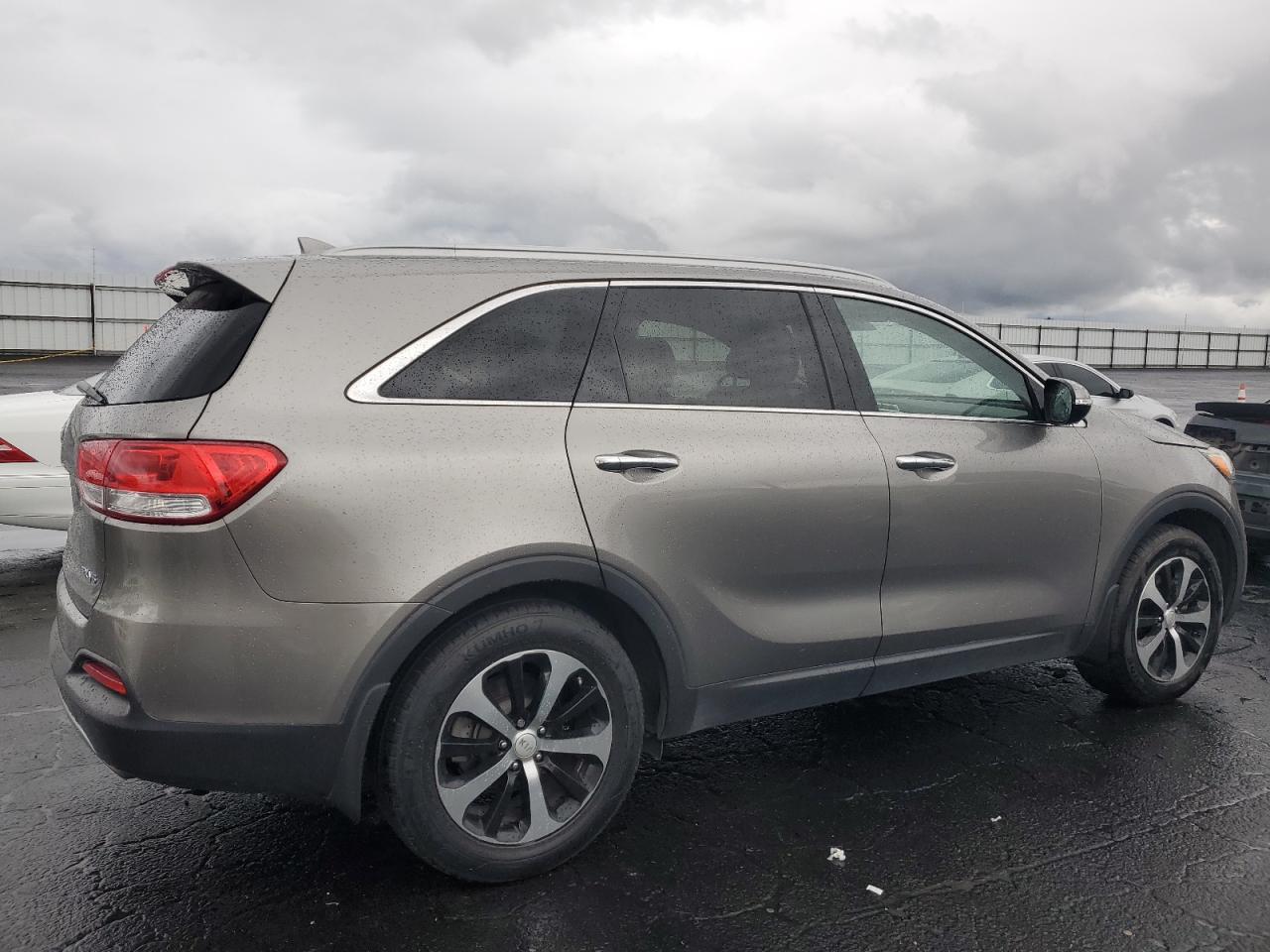 2016 KIA SORENTO