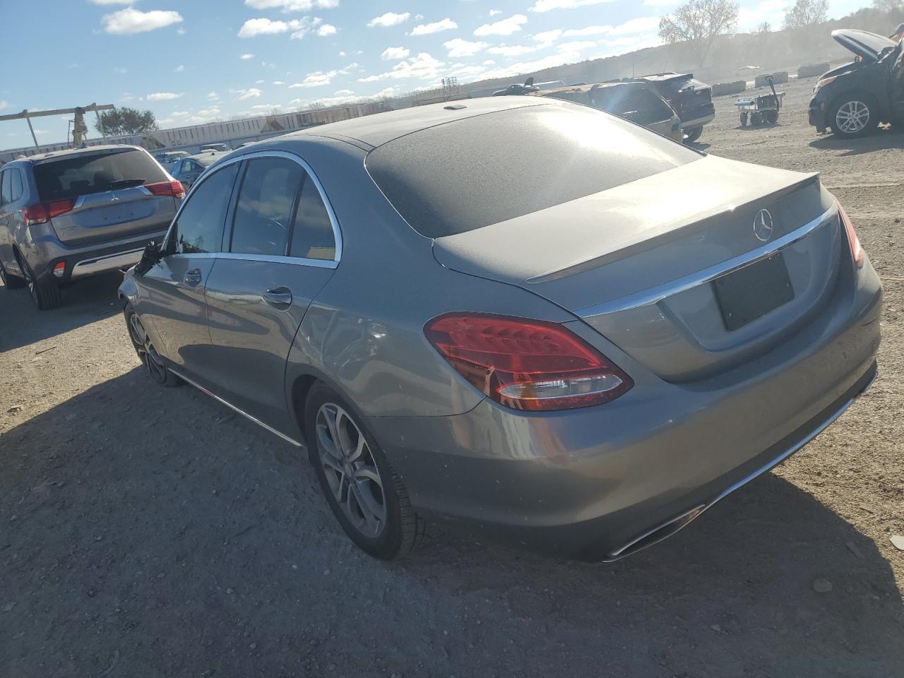 2016 MERCEDES-BENZ C-CLASS