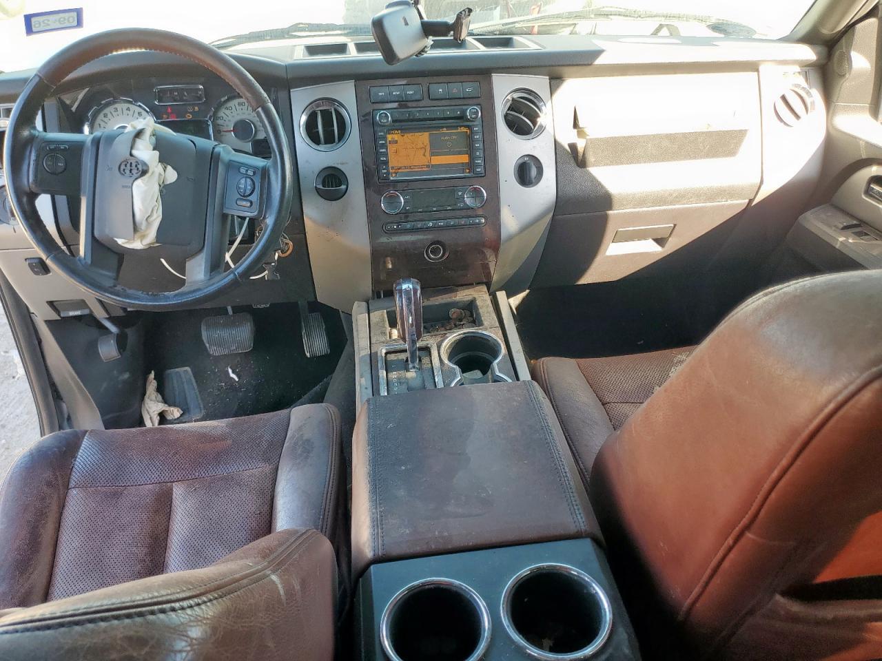 2010 FORD Expedition