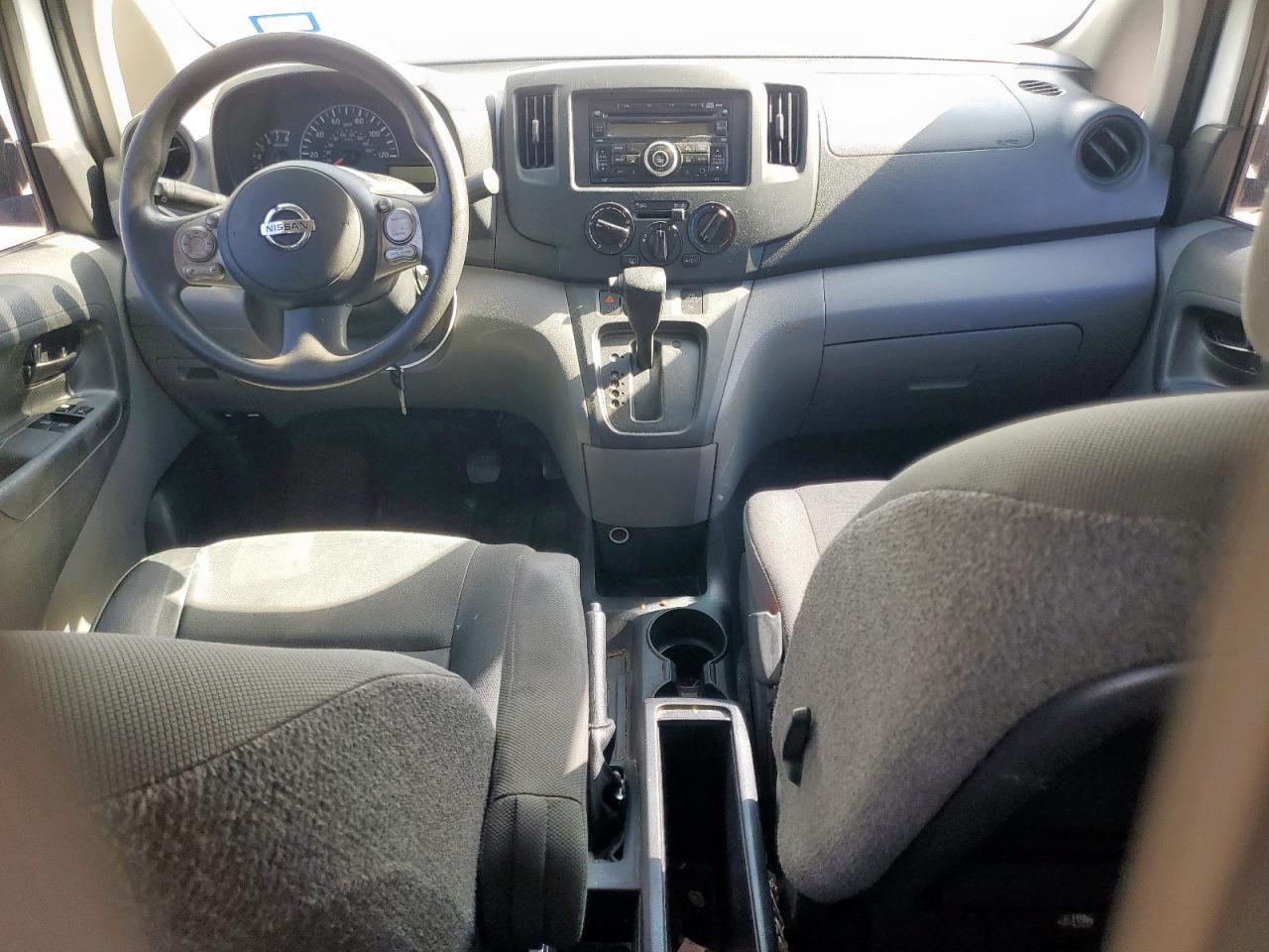 2017 NISSAN NV 200