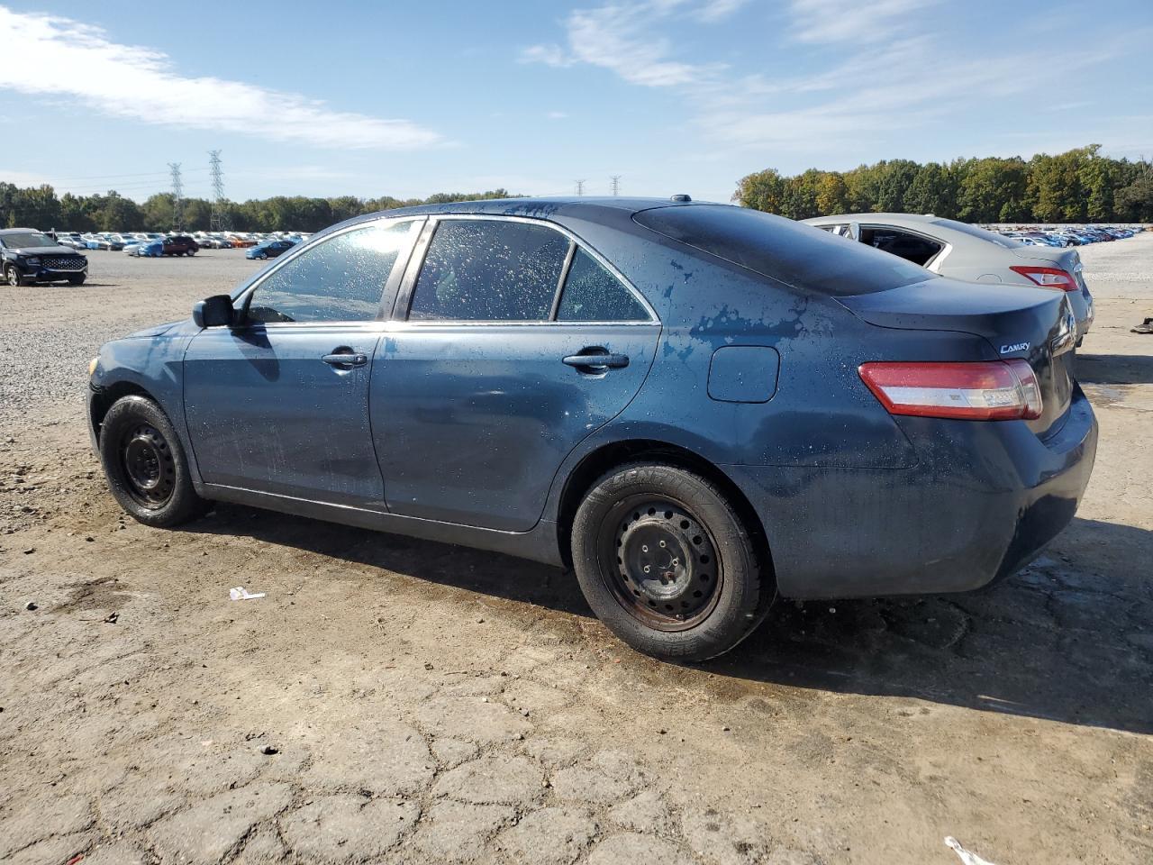 2011 TOYOTA CAMRY