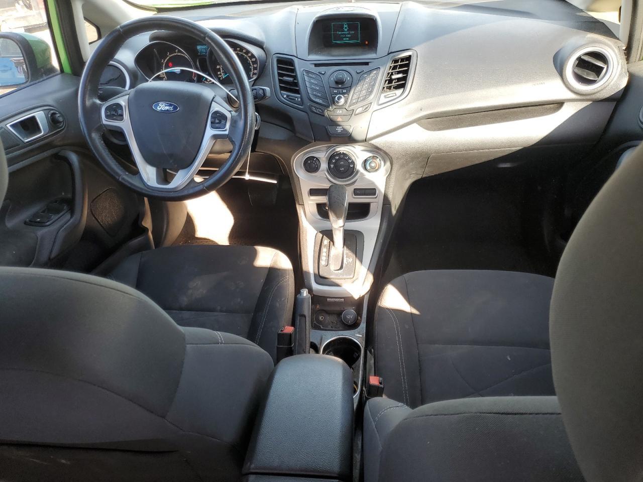 2015 FORD Fiesta
