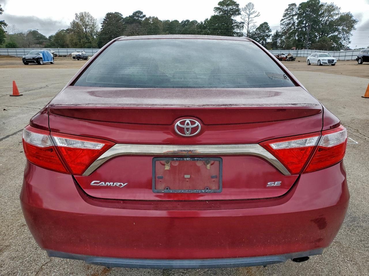 2015 TOYOTA CAMRY