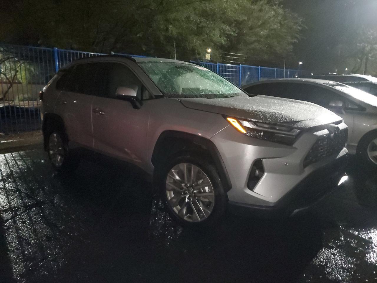 2025 TOYOTA RAV4