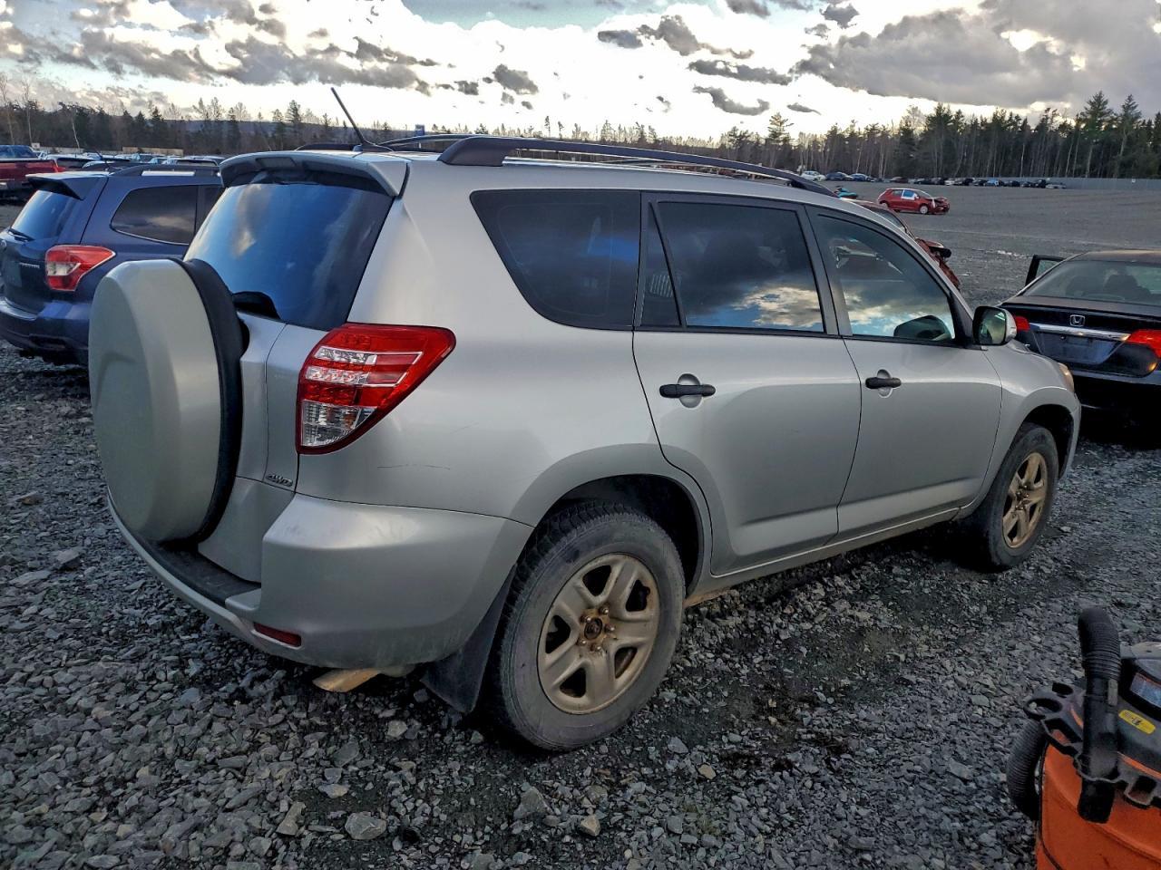 2010 TOYOTA RAV4