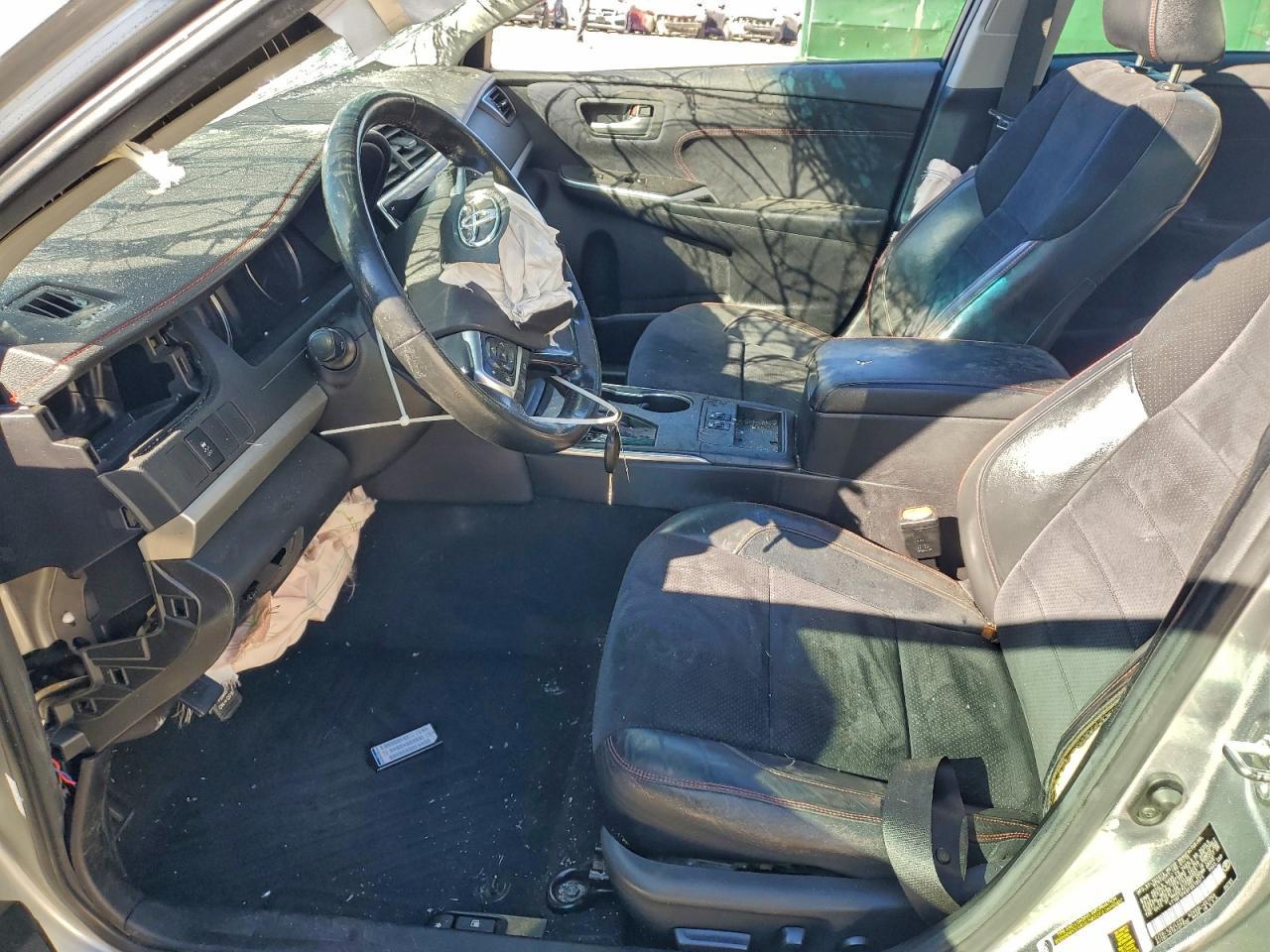 2015 TOYOTA CAMRY