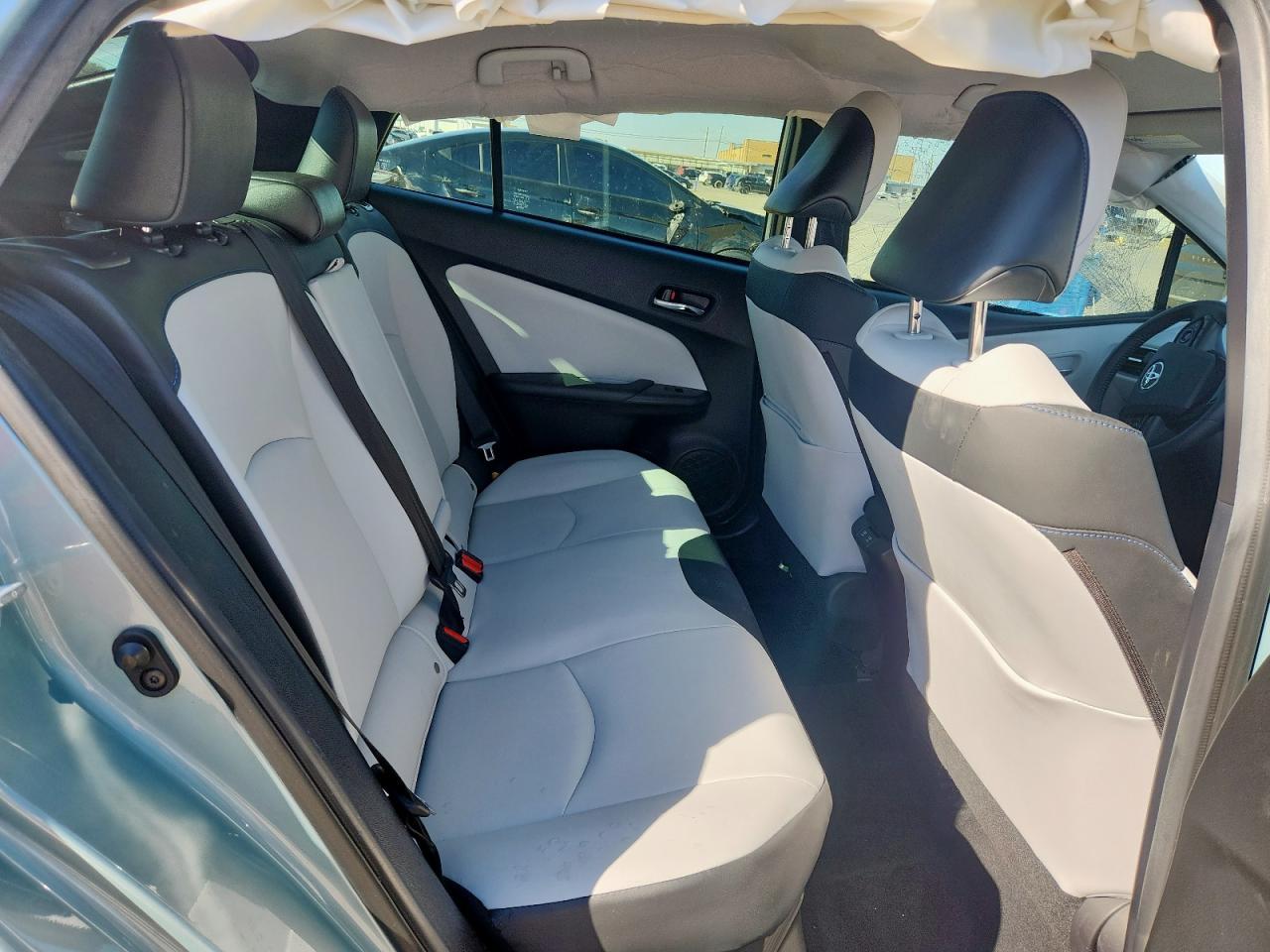 2019 TOYOTA PRIUS