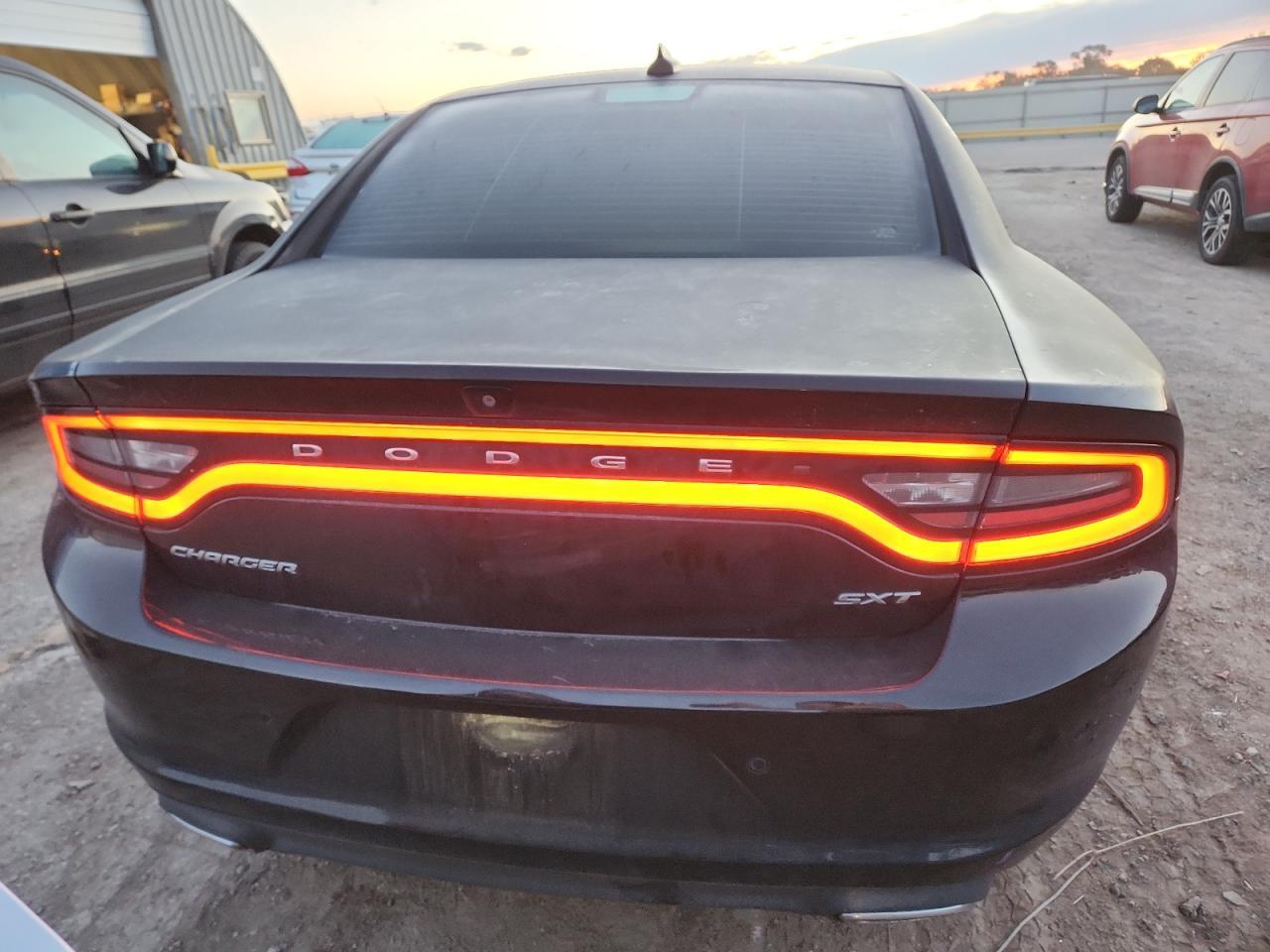 2016 DODGE CHARGER