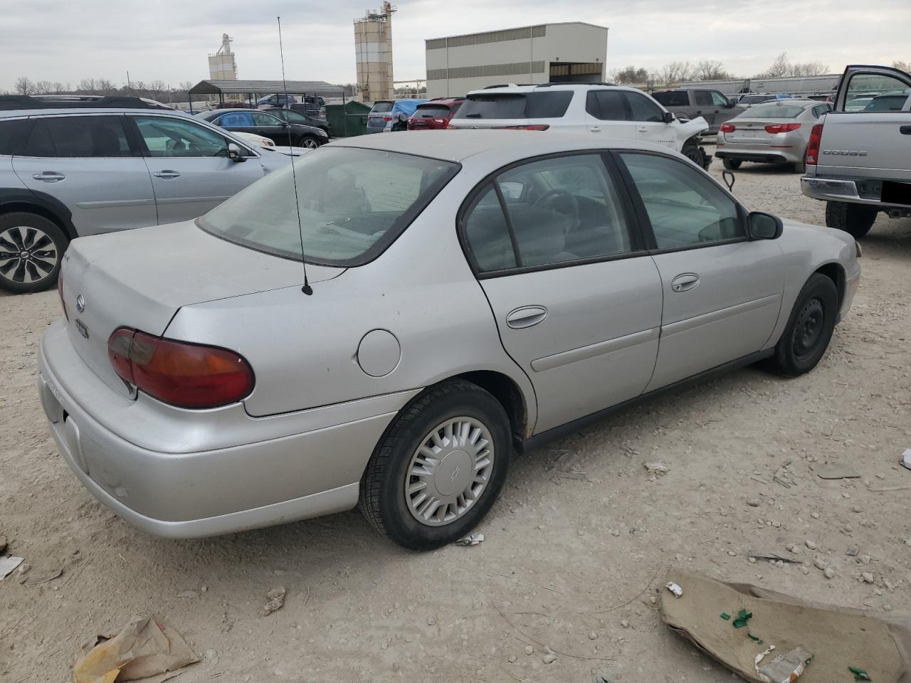 2004 CHEVROLET Classic