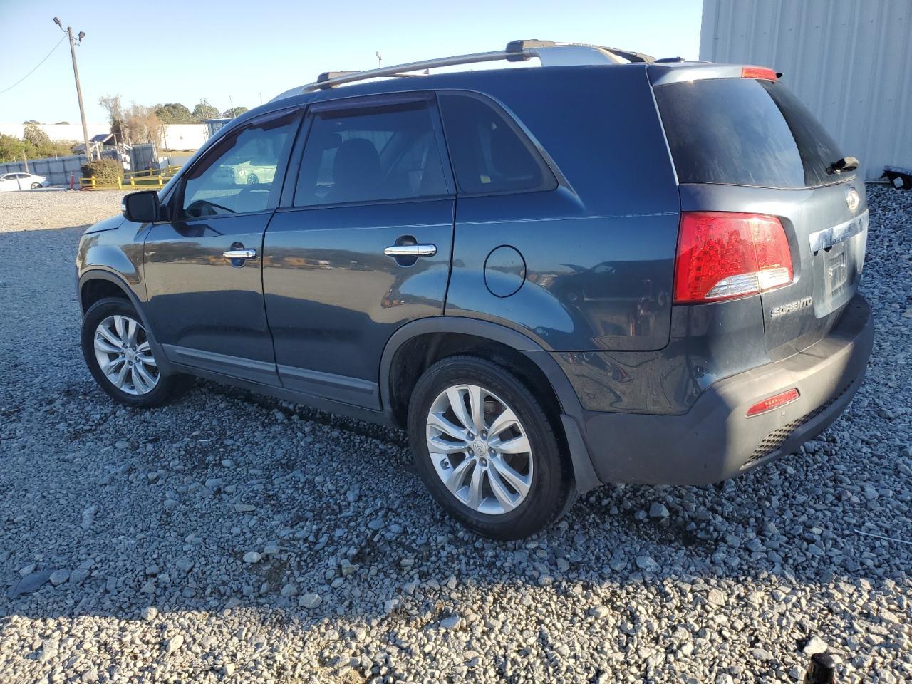 2011 KIA SORENTO