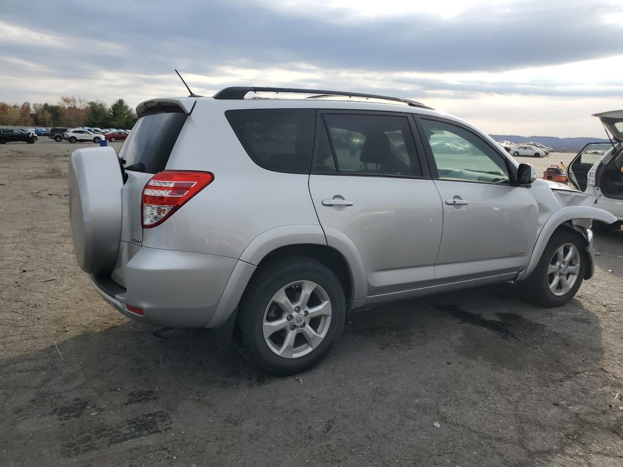 2010 TOYOTA RAV4
