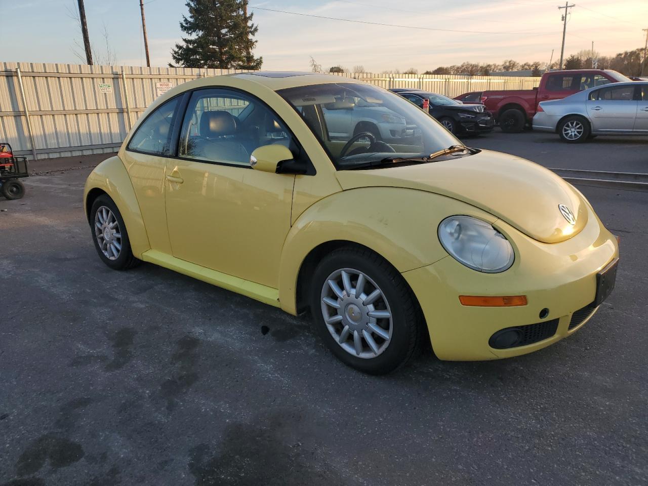 2006 VOLKSWAGEN Beetle