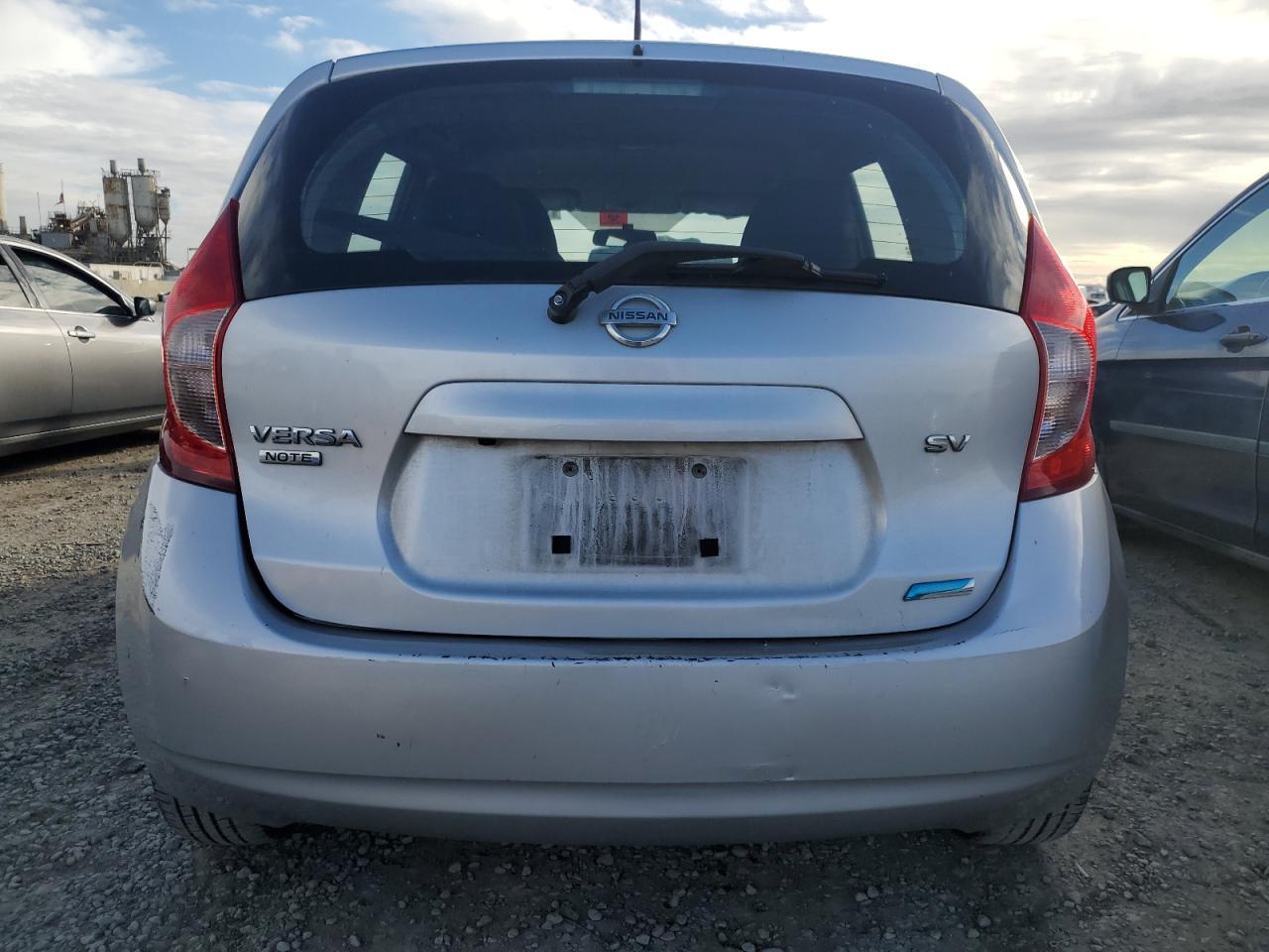 2016 NISSAN Versa Note