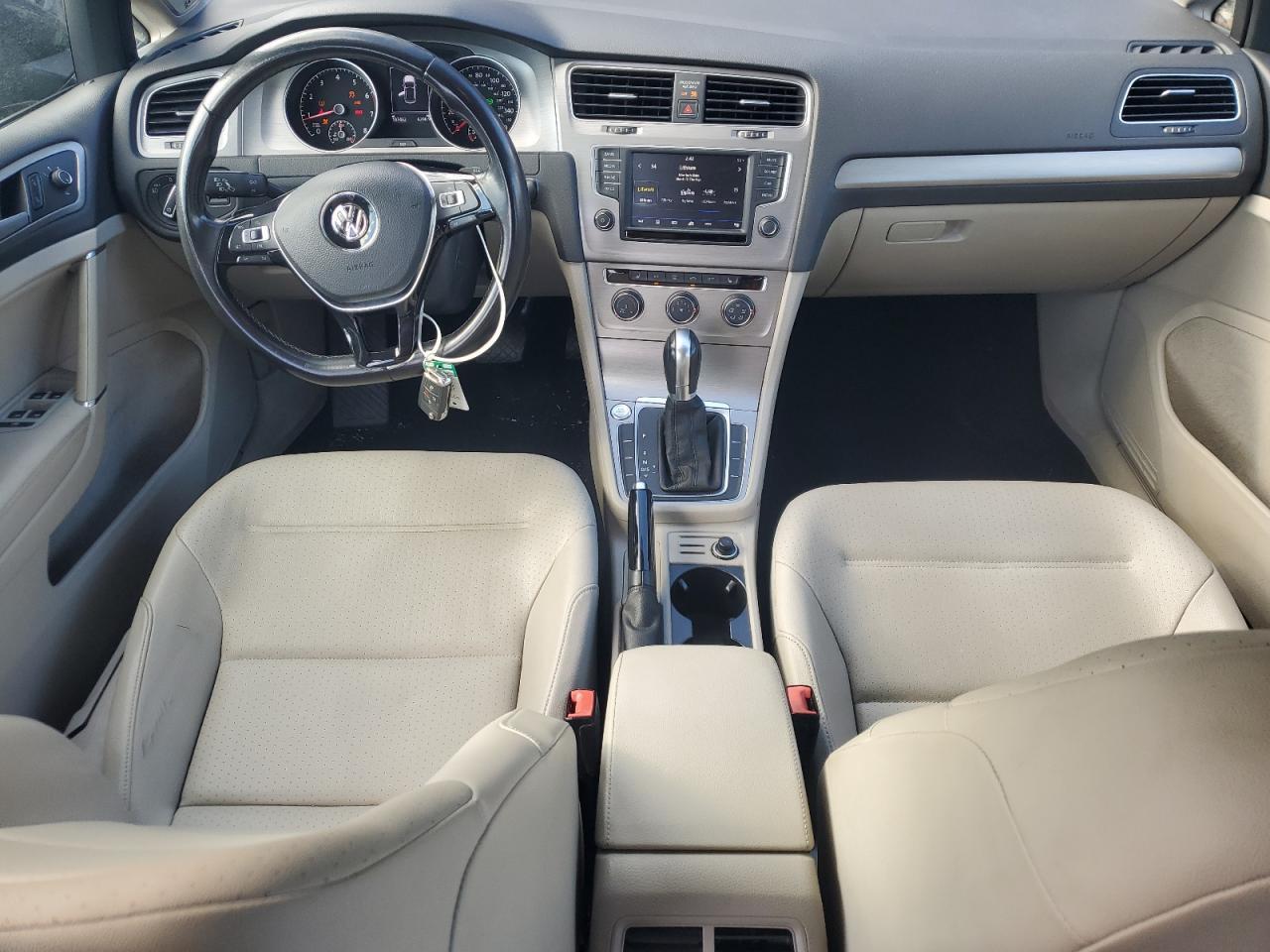 2017 VOLKSWAGEN GOLF