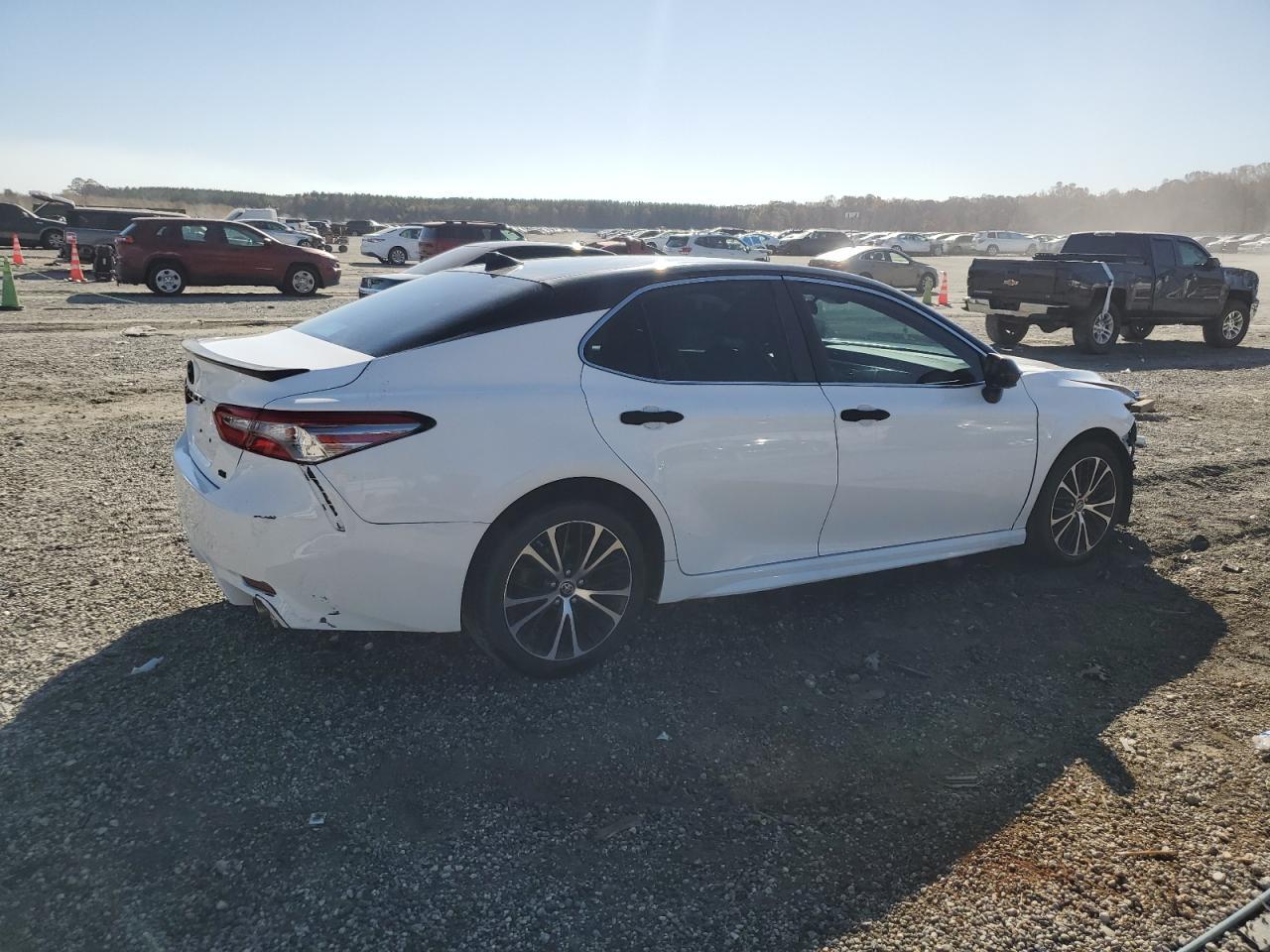 2019 TOYOTA CAMRY