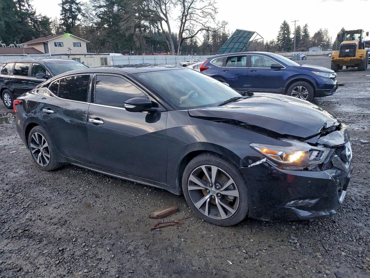 2017 NISSAN Maxima