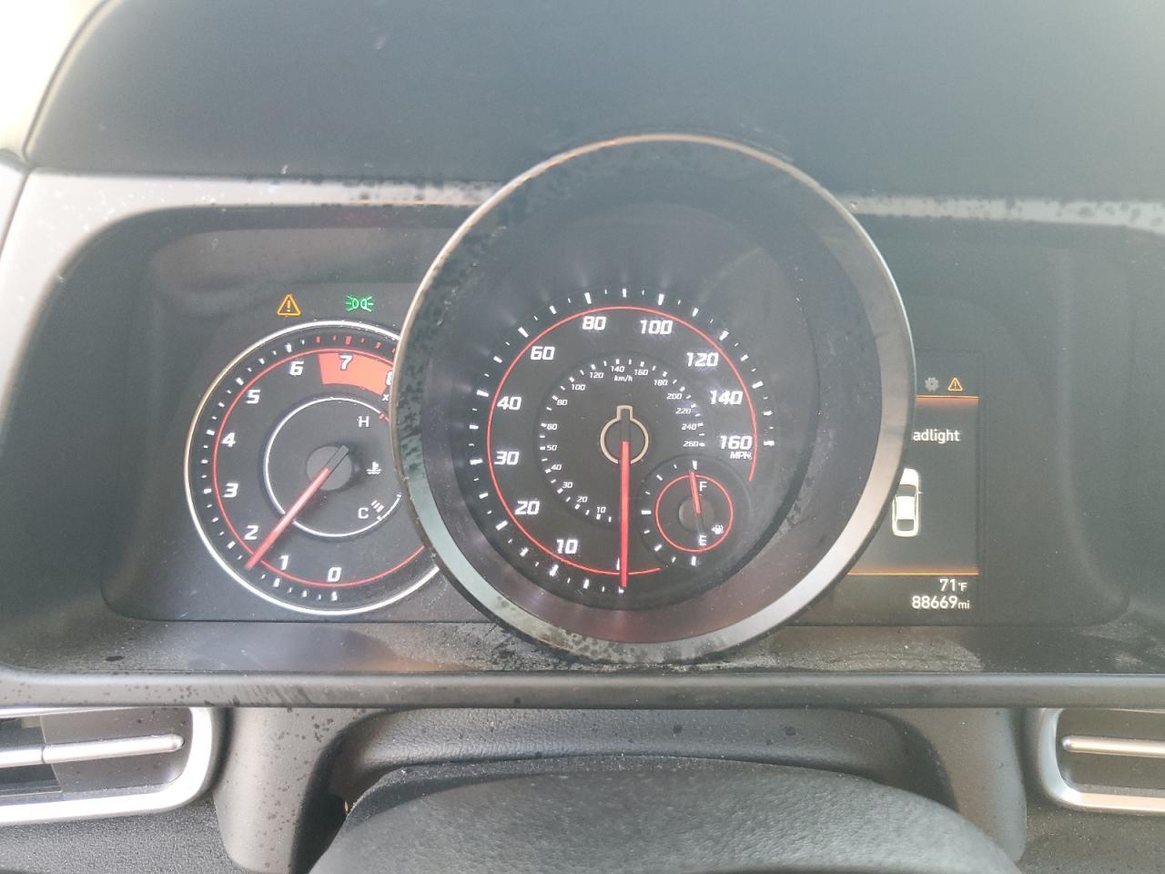 2022 HYUNDAI ELANTRA