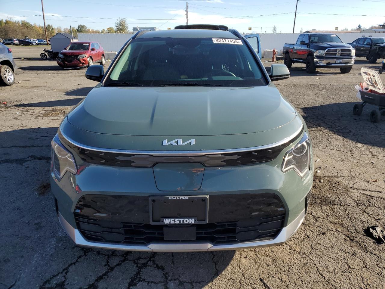 2023 KIA Niro